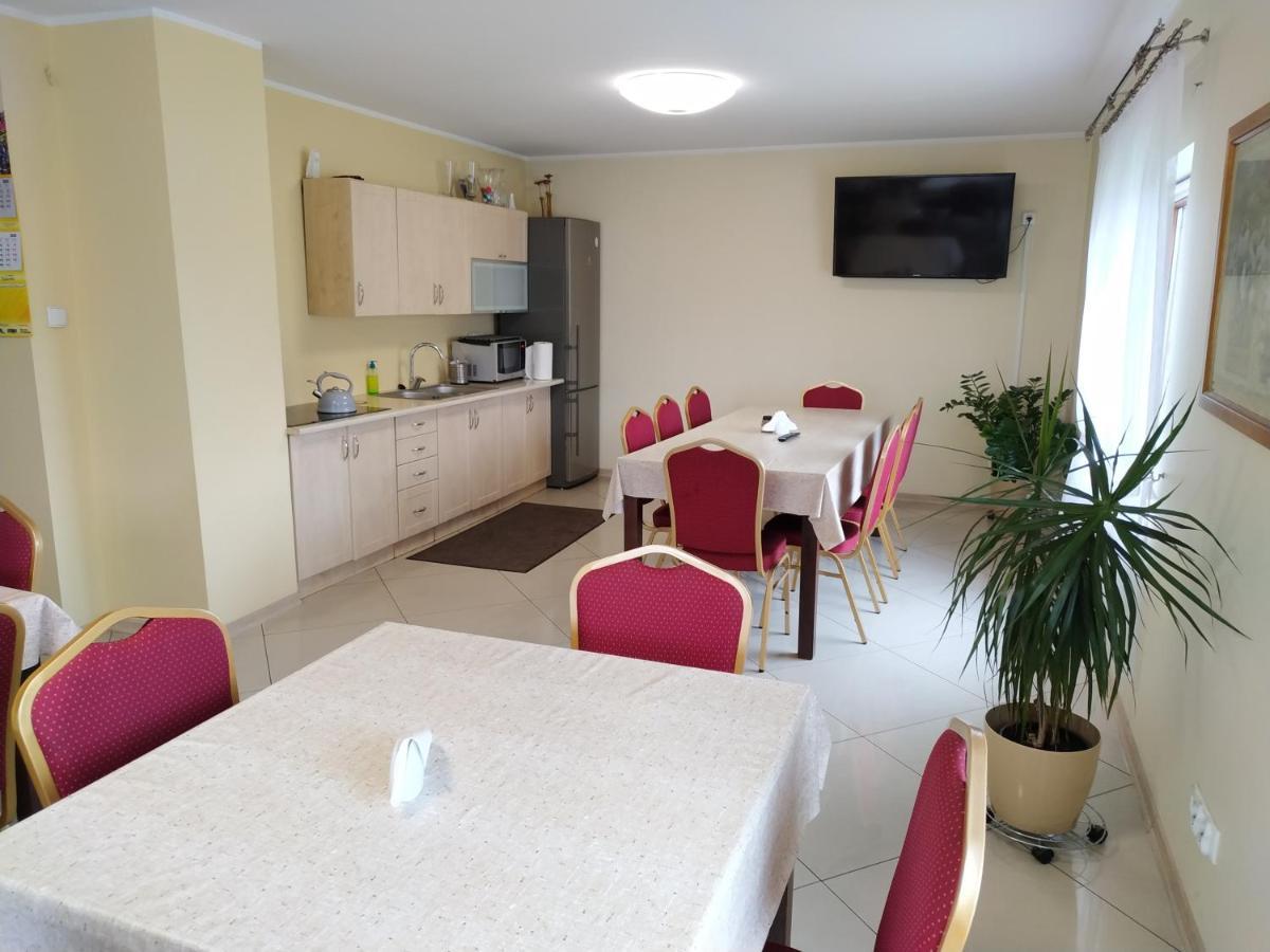 Apartamento Gosciniec W Ogrodzie Brusy Exterior foto