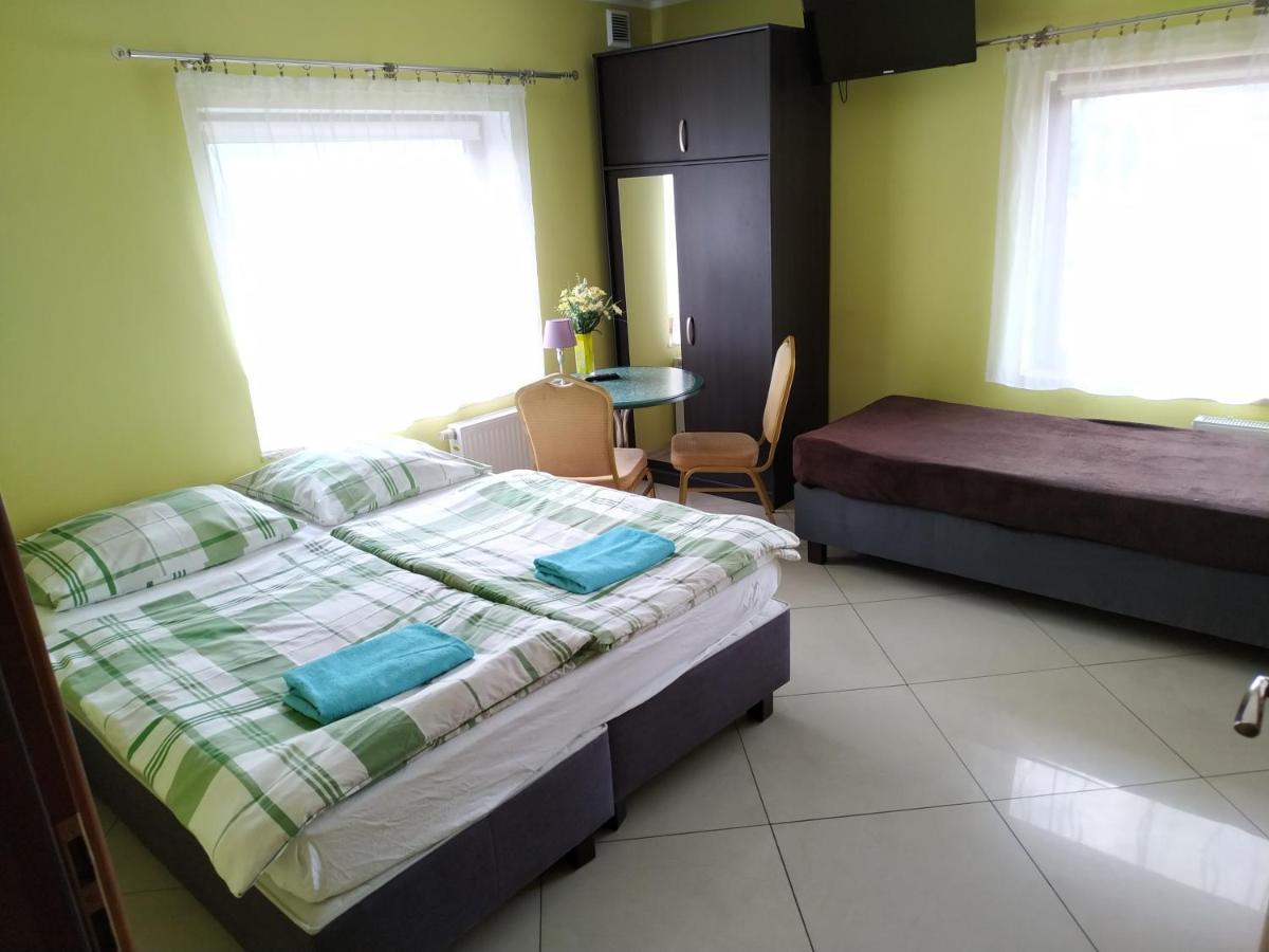 Apartamento Gosciniec W Ogrodzie Brusy Exterior foto
